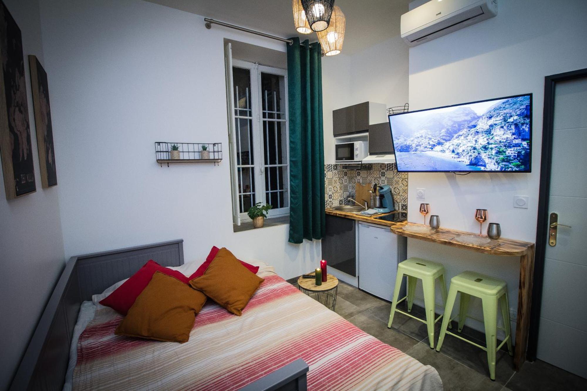 ** Au Canal Du Midi - Jaccuzzi & Luxueux Appartements ** Carcassonne Exteriör bild